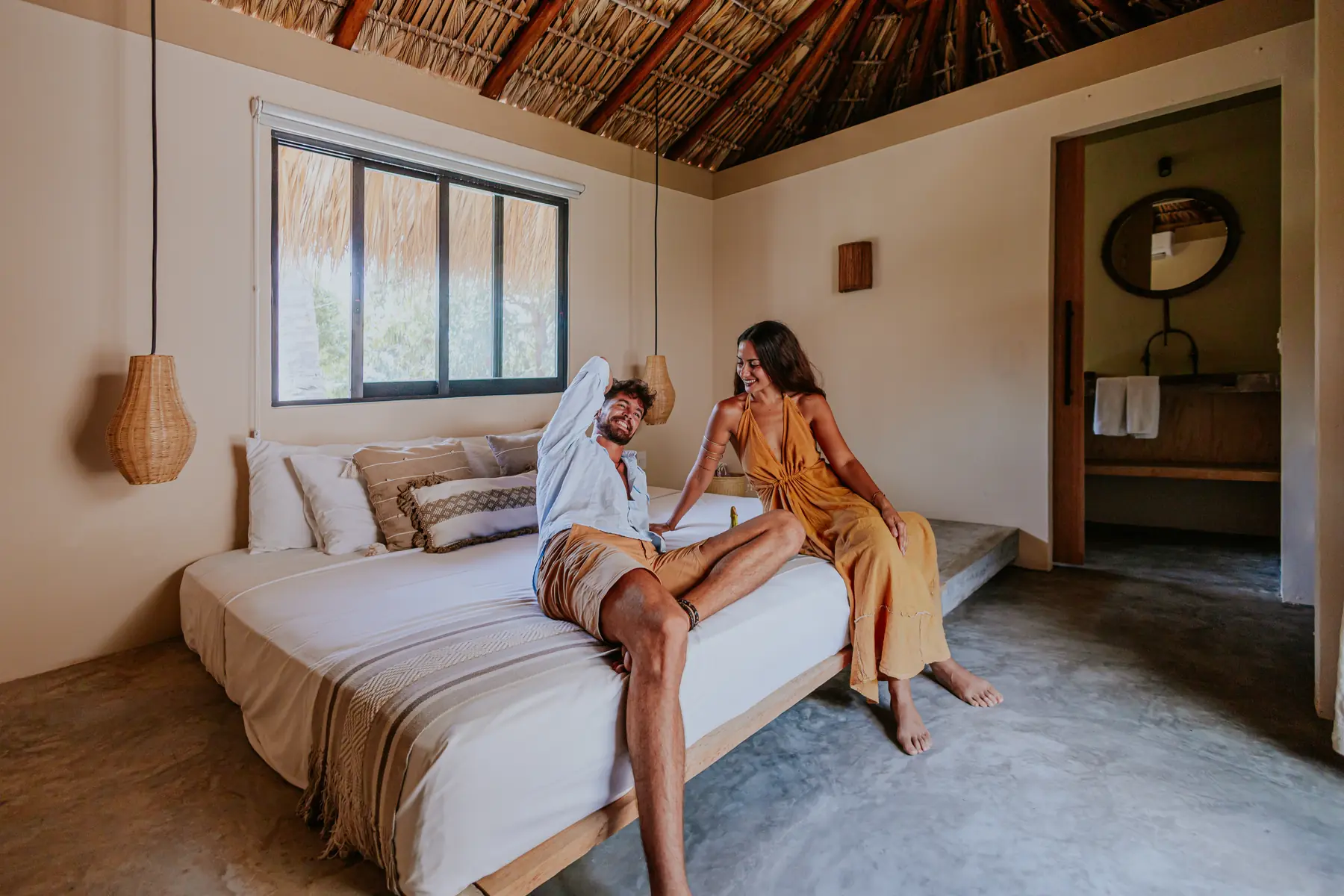 Habitación de raíz Hotel Boutique lista para una escapada